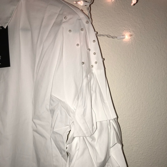 Lea & Viola - Picture 2 of 4